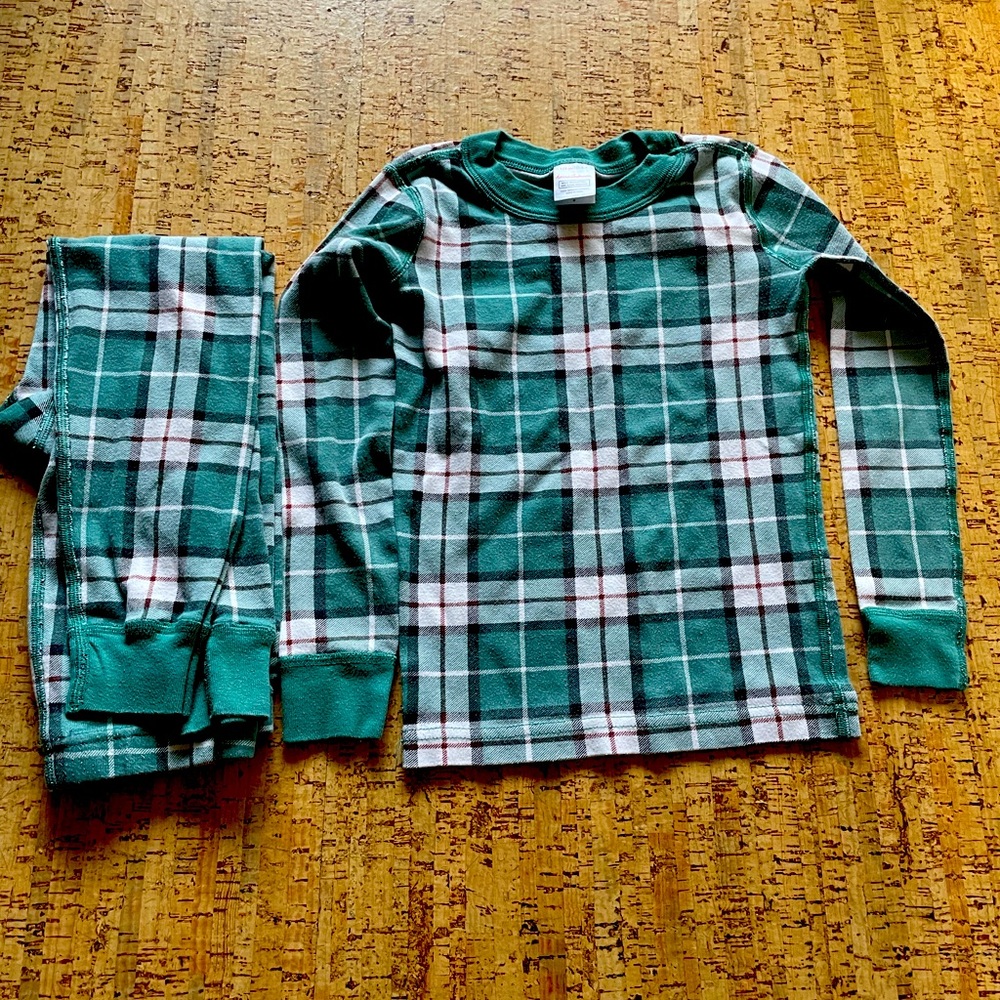 Hanna Andersson green plaid pajamas